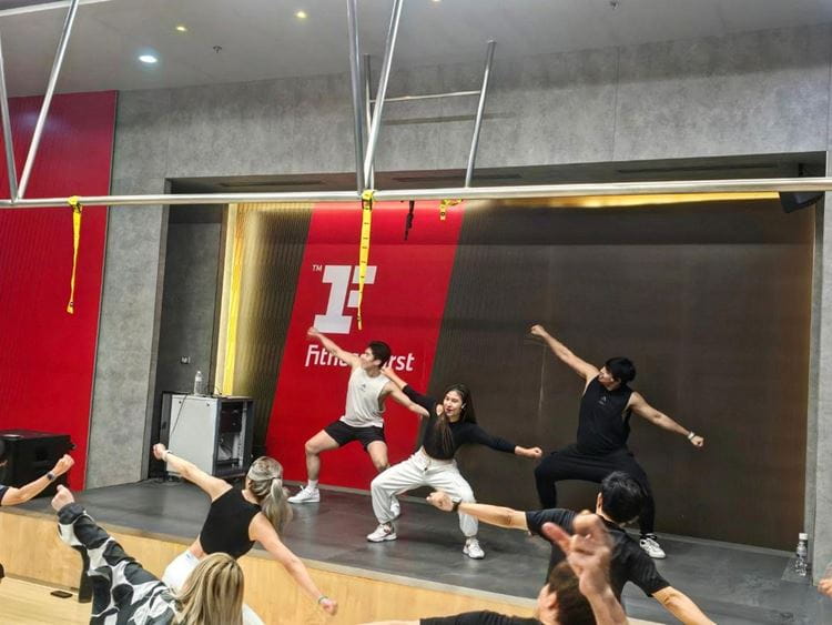 fitness first dance class