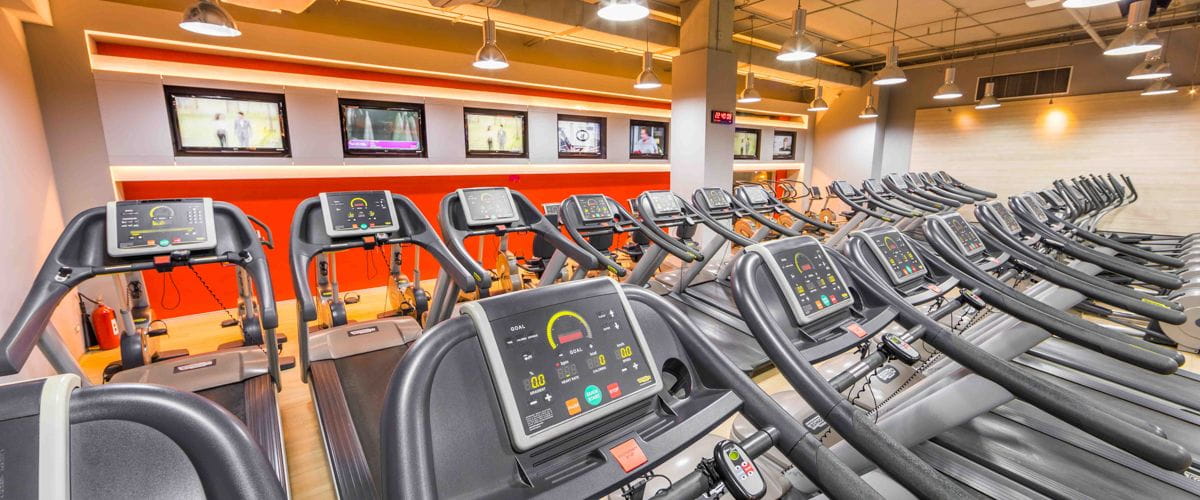 fitness-first-central-plaza-chonburi-cardio-area