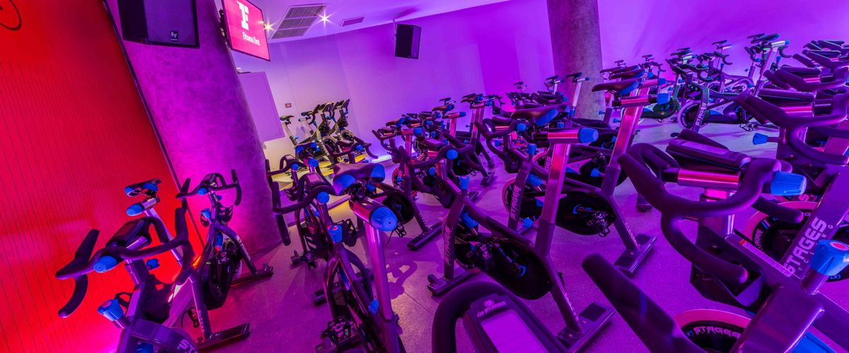 fitness-first-platinum-q-house-lumpini-cyclign-studio